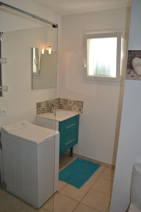 Joli Appartement Au Calme Entre Nimes Et Avignon Meynes Kültér fotó